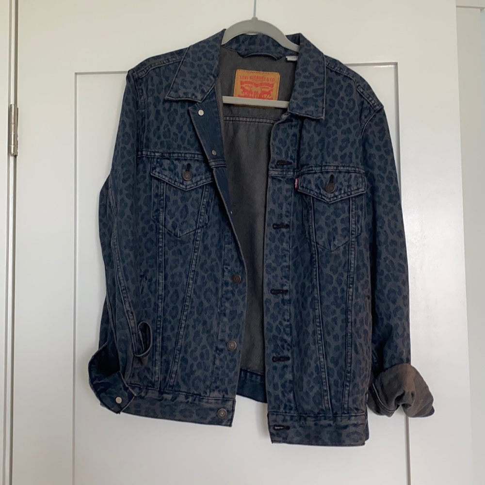 New Levi Denim Jacket